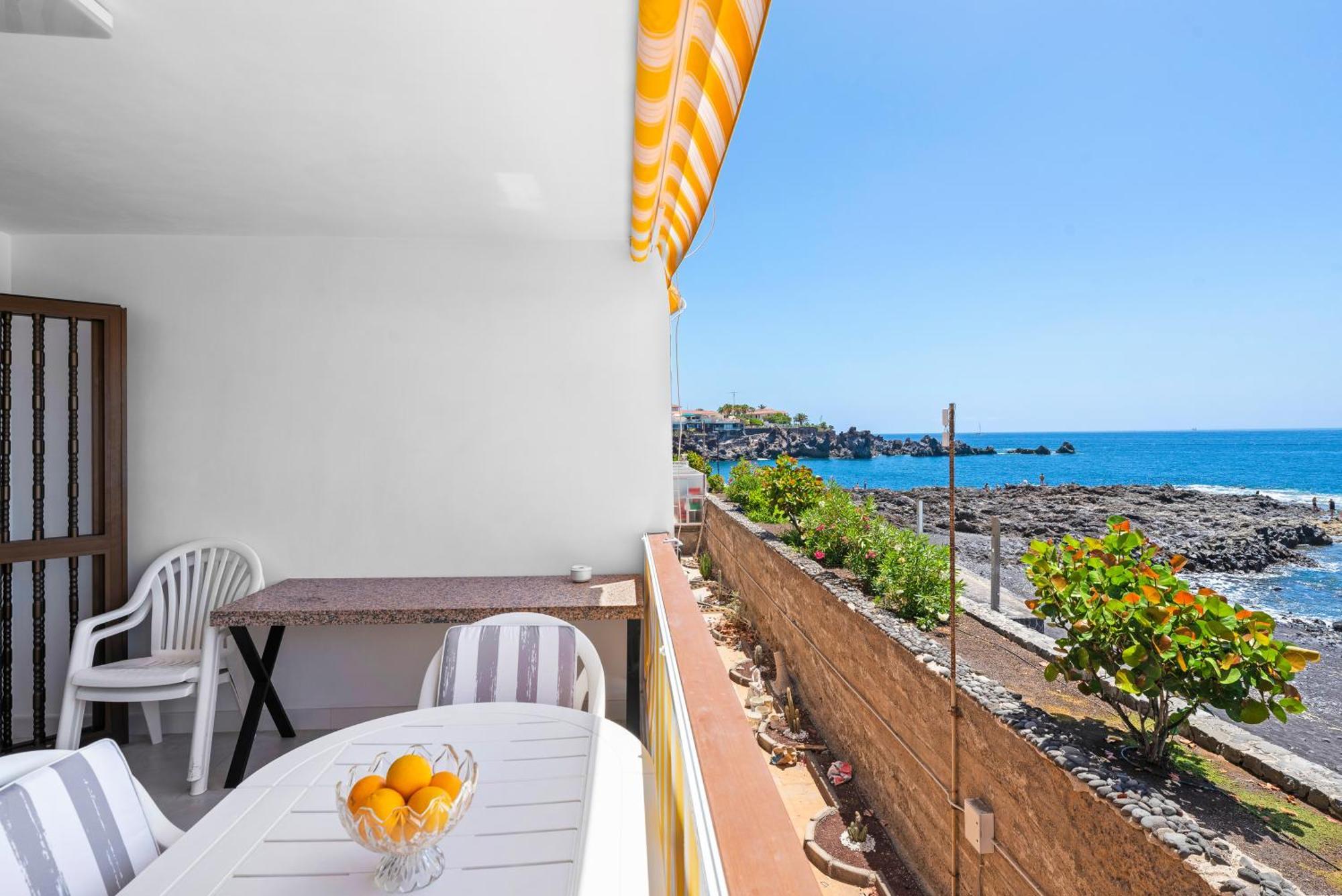 Neptuno Ocean View, Beach Line With Pool プエルト・デ・サンティアゴ エクステリア 写真